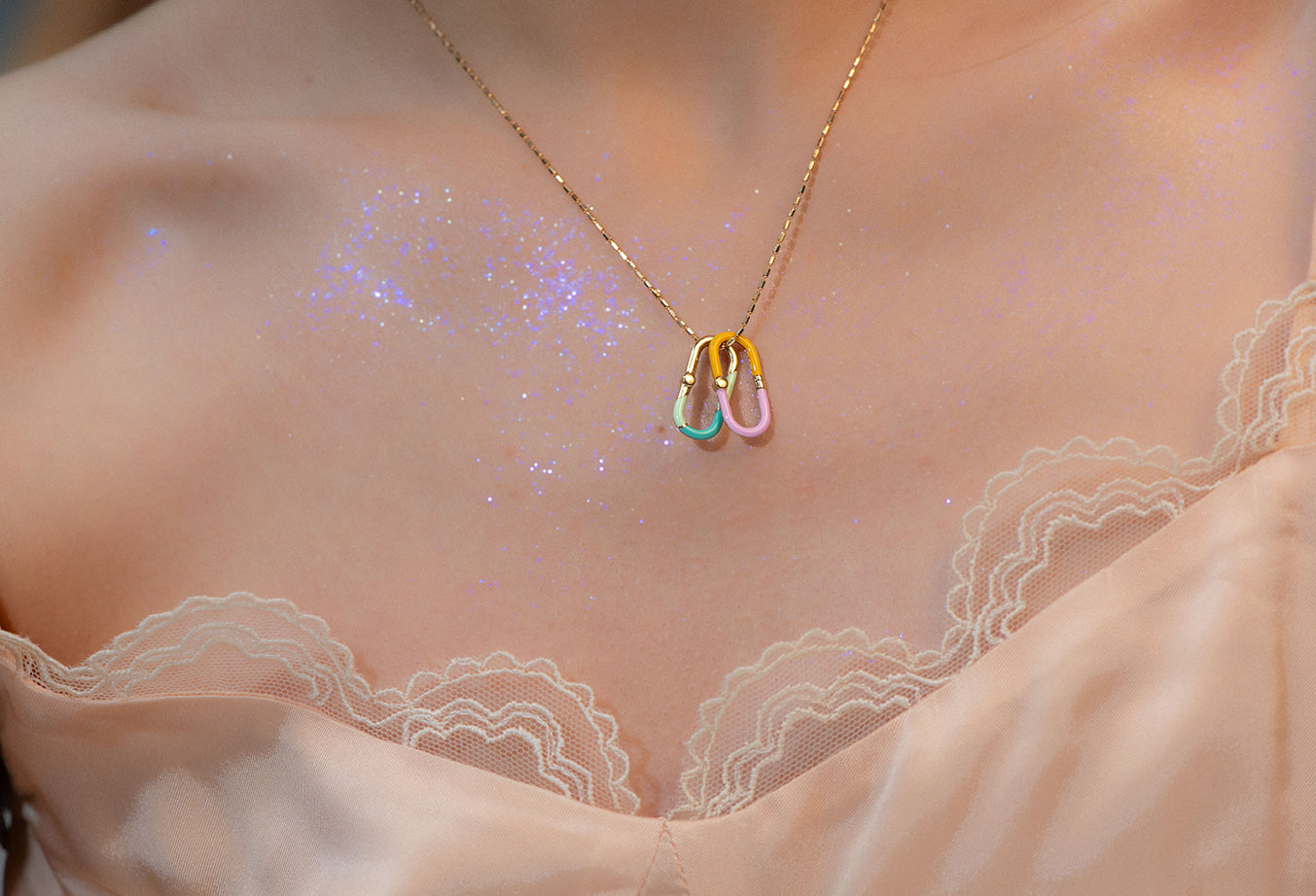 Yellow Gold 18K Open-Ended Enamel Charm Green Striped